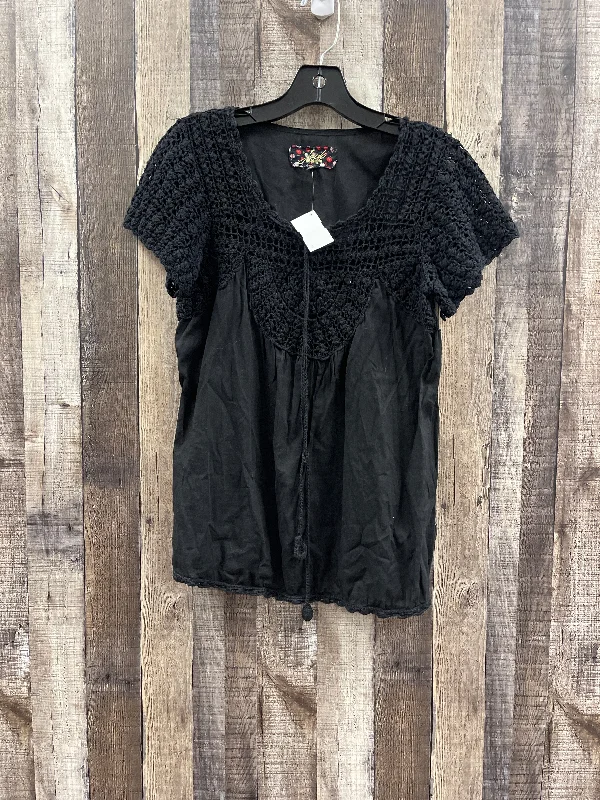 Top Short Sleeve By Jack By Bb Dakota In Black, Size: S