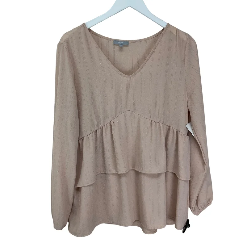 Top Long Sleeve By Nicola In Cream, Size: M