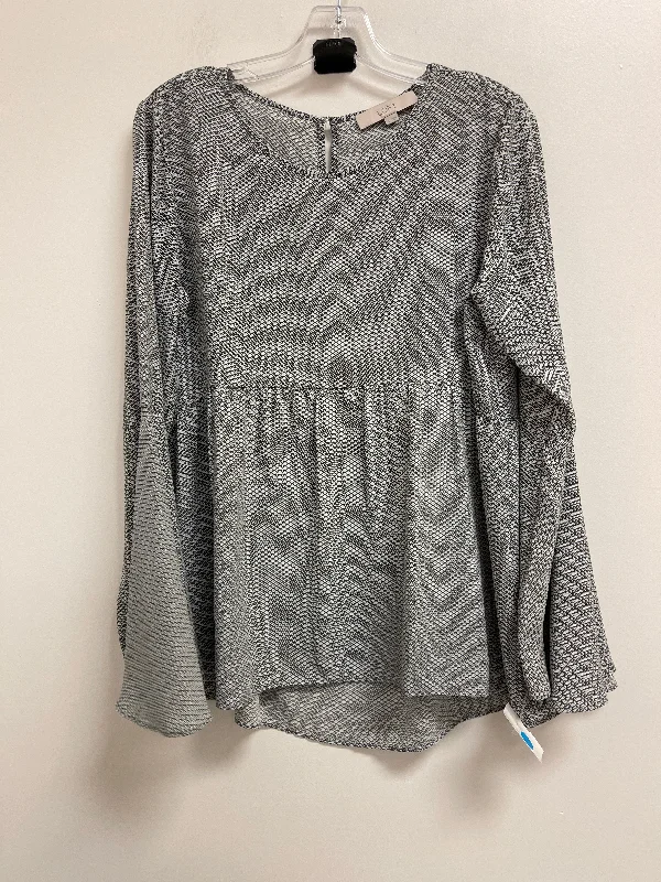 Top Long Sleeve By Loft In Grey, Size: S