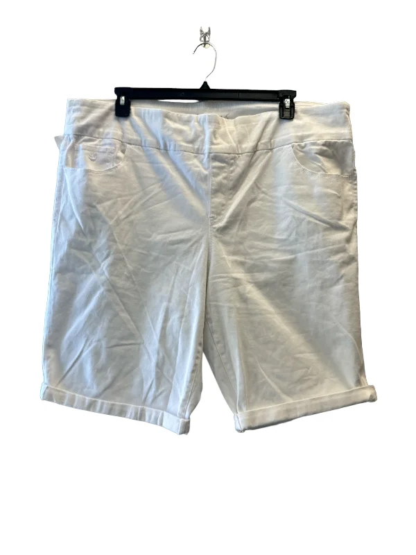 Shorts By Gloria Vanderbilt  Size: 20