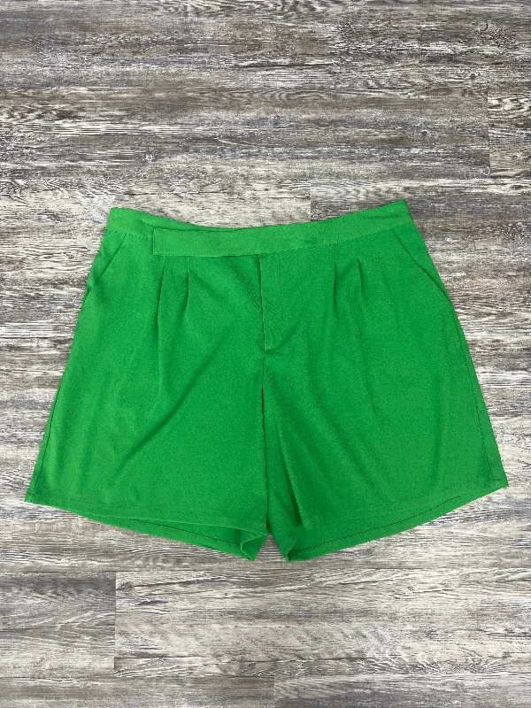 Shorts By Clothes Mentor  Size: 22