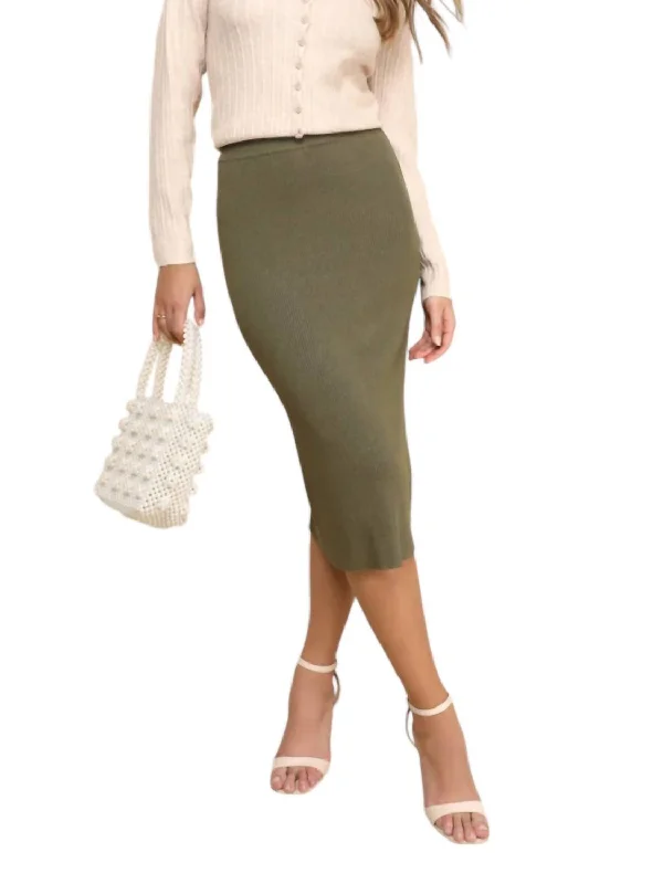 Thick Ribbed Midi Back Slit Sweater Skirt In Olive